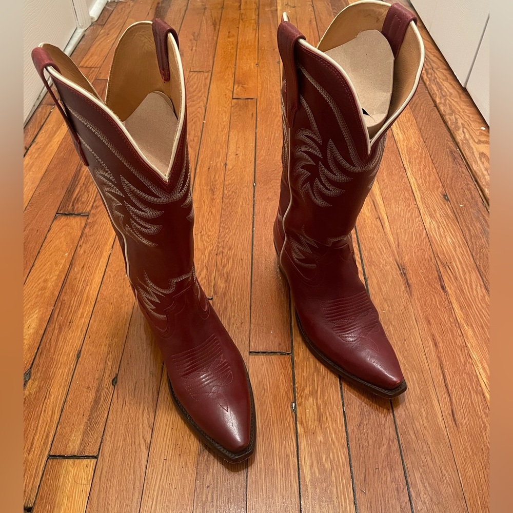 Tecovas Annie - red! Rare color!!